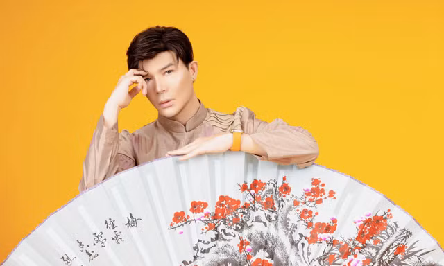 Nathan Lee gây 'sốc' cư dân mạng khi 'chơi lớn' chi bạc tỷ đón Tết Nhâm Dần 2022