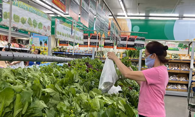 Tìm giải pháp thúc đẩy tiêu thụ hàng hoá nội địa