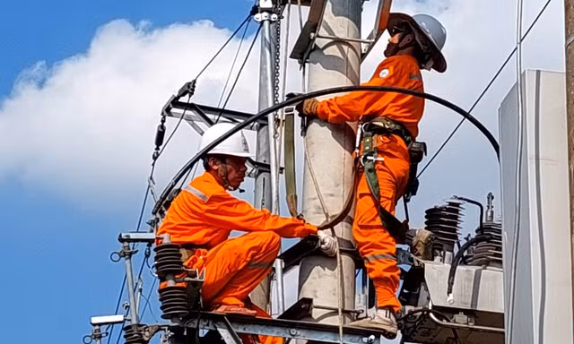 EVN phải lên kịch bản khẩn cấp trước nguy cơ miền Bắc thiếu điện 