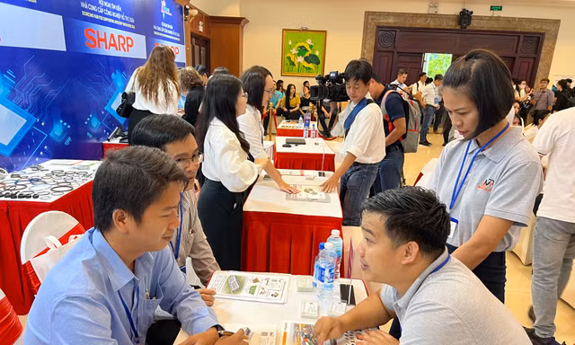 Doanh nghiệp Việt tìm nhà cung cấp công nghiệp hỗ trợ trong các ngành công nghệ mới nổi