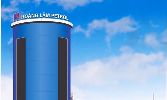 Bộ Công Thương nói việc loạt doanh nghiệp xăng dầu bị 'sờ gáy'