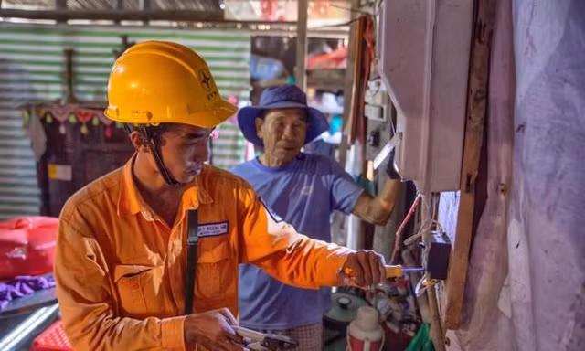 Kiến nghị áp dụng cơ chế thị trường cho giá điện như xăng, dầu