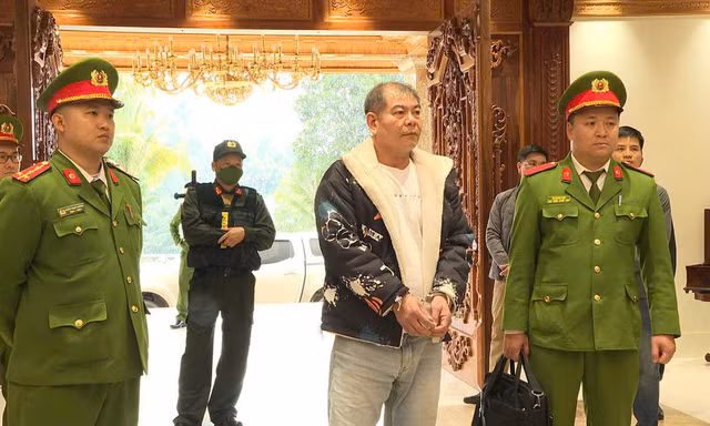 ‘Tuấn trắng’ bị bắt về hành vi chiếm đoạt tài sản