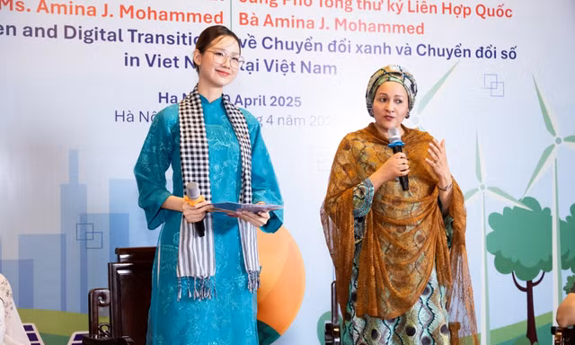 Hoa hậu Bảo Ngọc điều hành phiên đối thoại thanh niên cùng Phó Tổng thư ký Liên Hợp Quốc