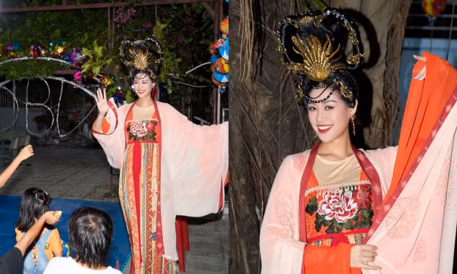 Hoa hậu Khánh Vân hóa thành "chị Hằng", đón Trung Thu sớm cùng các em nhỏ