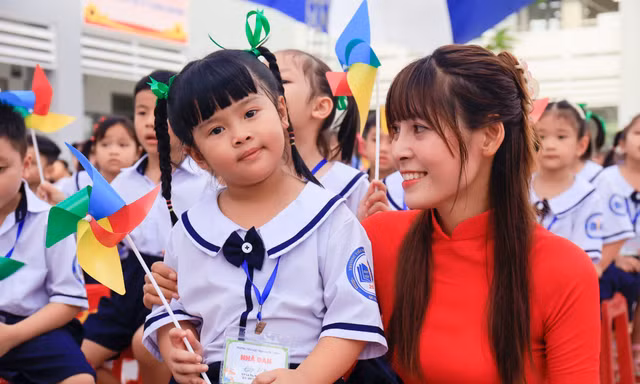 Cận cảnh những ngôi trường trăm tỉ 'mới toanh' tại TPHCM 