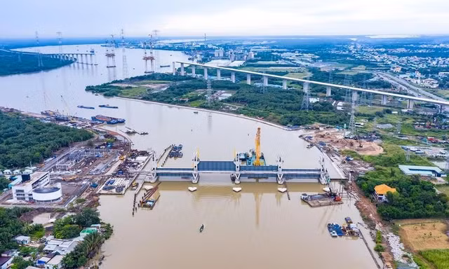 Gia đình 3 người tử vong bất thường ở phòng trọ; TPHCM xin ý kiến các tỉnh để vận hành dự án chống ngập 10.000 tỷ đồng