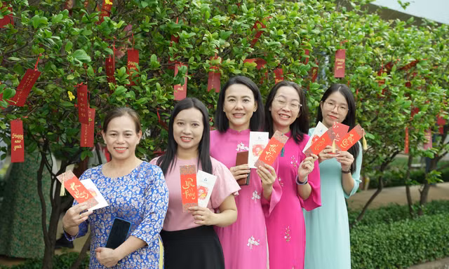 Bất ngờ thu nhập của giảng viên trường kỹ thuật tốp đầu TPHCM 