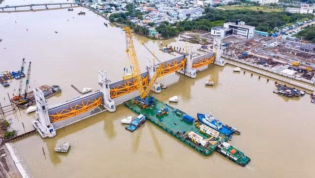 Dự án chống ngập 10.000 tỷ ở TPHCM 'mịt mờ' ngày về đích