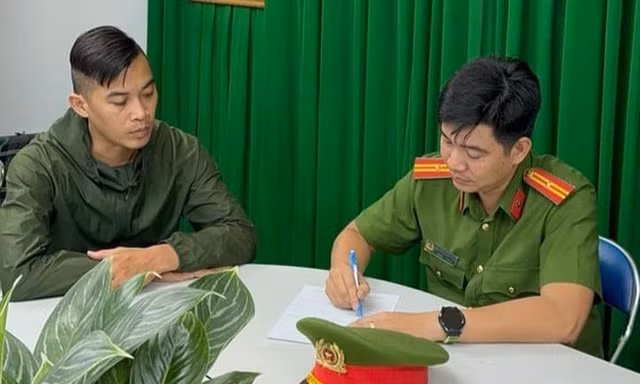 TPHCM 24/7: Cơ trưởng và bạn gái điều hành đường dây bán dâm cao cấp ra sao? Sớm đưa vụ Vạn Thịnh Phát, SCB ra xét xử