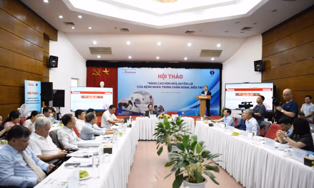 Hội thảo: 'Nâng cao hơn nữa quyền lợi bệnh nhân trong chẩn đoán, điều trị'