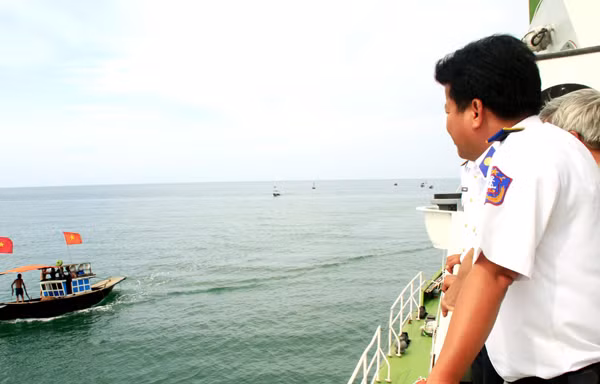 Lực lượng Vùng CSB 2 là chỗ dựa vững chắc cho ngư dân. Ảnh: Nguyễn Thành