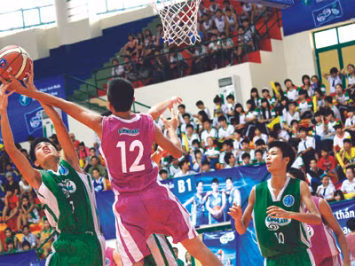 Chiếm lĩnh sân chơi giới trẻ