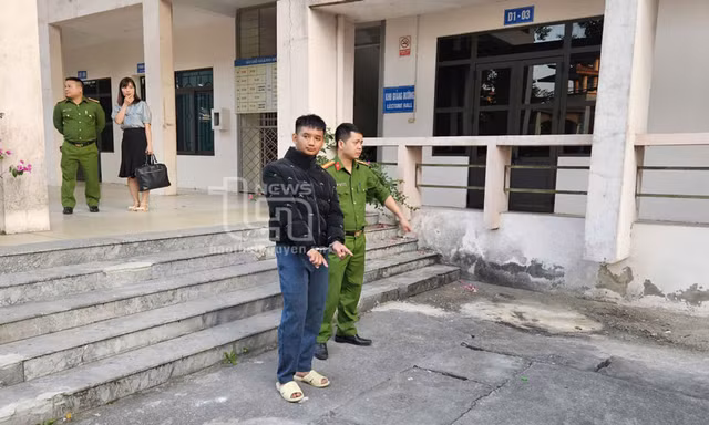 Đối tượng Ma Vũ Duy (giữa) 
