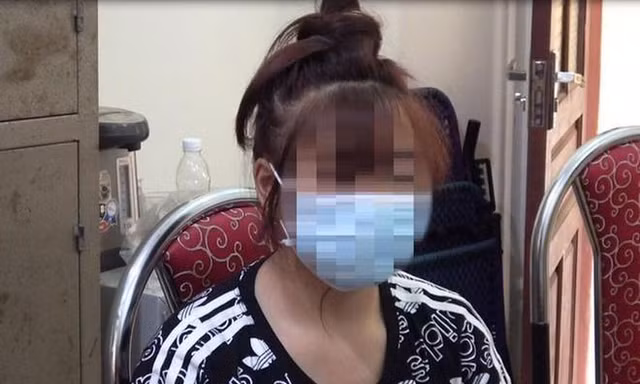 Chị H được giải cứu về Việt Nam và đang trình báo sự việc tại công an tỉnh Cao Bằng -Ảnh: TL