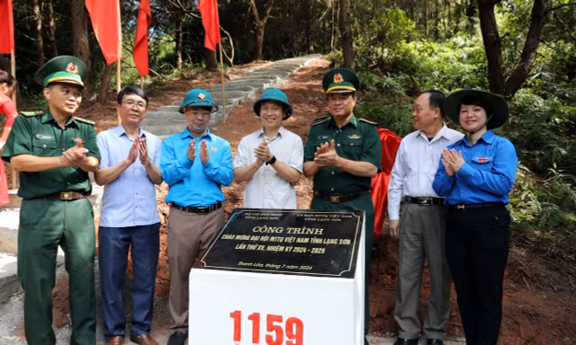 Khánh thành đường kiểm tra mốc giới Lạng Sơn. Ảnh: Duy Chiến 