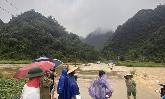 Mưa lũ gây ngập úng ở Lạng Sơn. 