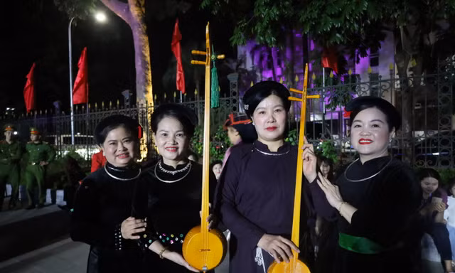 Hoành tráng đêm khai mạc Ngày hội văn hóa 