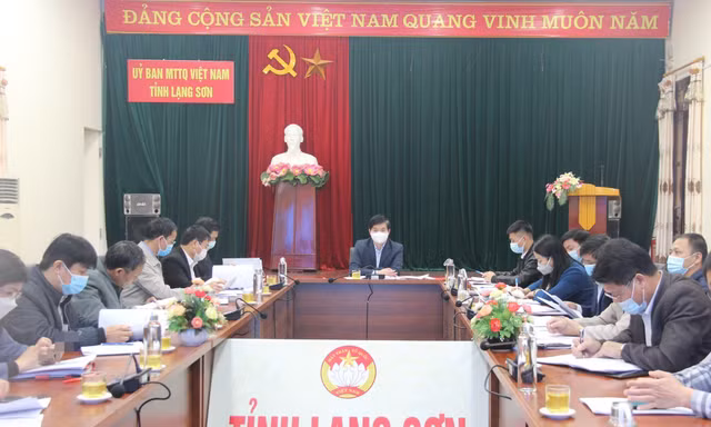 Bồi dưỡng kiến thức cho cán bộ Mặt trận là người dân tộc thiểu số