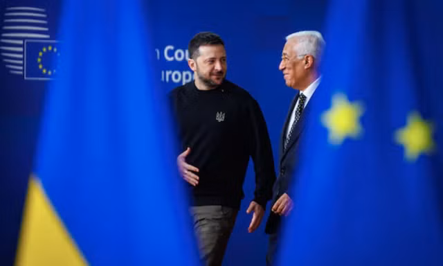 Tổng thống Ukraine Zelensky chấp nhận thay đổi để tránh ‘xôi hỏng bỏng không’