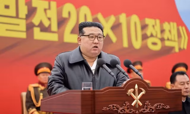Chủ tịch Triều Tiên Kim Jong Un phát biểu tại lễ khởi công ngày 28/2. (Ảnh: KCNA)