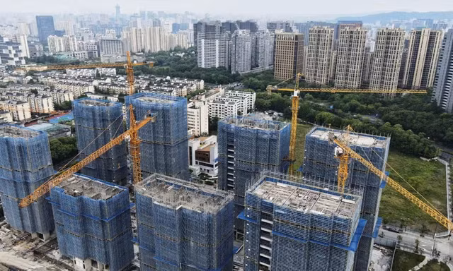Thị trường bất động sản Trung Quốc vẫn chưa thoát khủng hoảng. (Ảnh: Global Times)