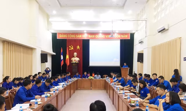 Bàn giải pháp phát huy vai trò tuổi trẻ 2 nước Việt – Lào