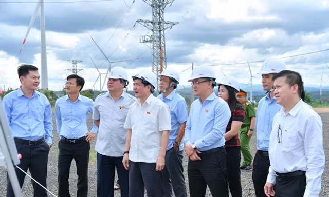 Đoàn giám sát của Ủy ban Thường vụ Quốc hội làm việc với tỉnh Gia Lai