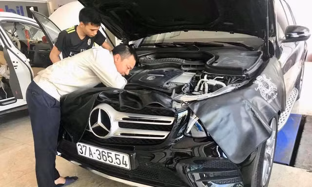 Khách hàng ở Nghệ An đưa xe đi kiểm tra vi sai cầu trước