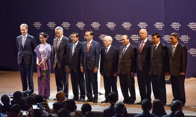 Lãnh đạo cấp cao các nước tham dự phiên khai mạc toàn thể WEF ASEAN. Ảnh: VNEXPRESS