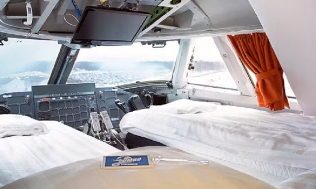 Khách sạn bên trong máy bay Boeing 747