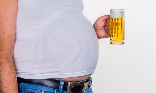 Nguyên nhân khiến nam giới có 'bụng bia'