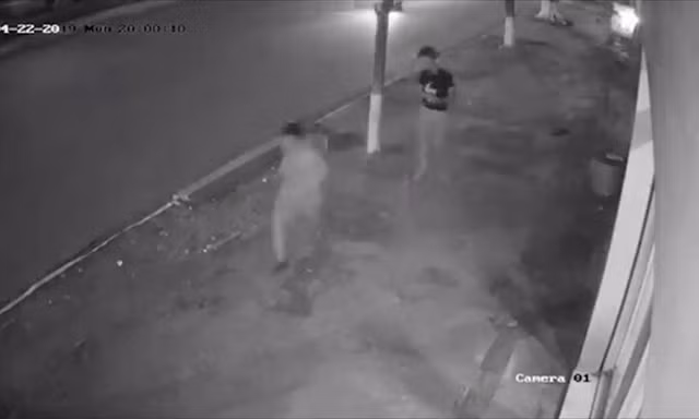 Giả vờ hỏi đường rồi cướp điện thoại trên phố Hải Phòng