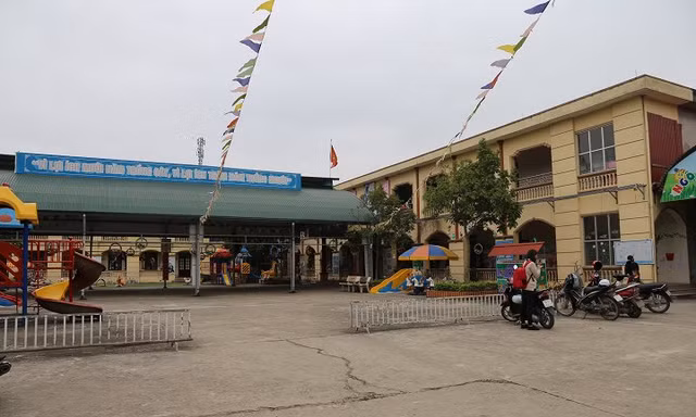 Trường mầm non bị tố dùng thịt lợn có sán nấu cho trẻ: Phụ huynh bức xúc không cho con đến trường