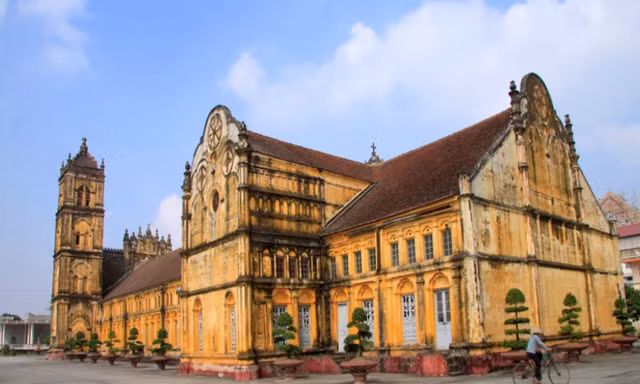 Nhà thờ 134 năm tuổi ở Nam Định trước ngày hạ giải