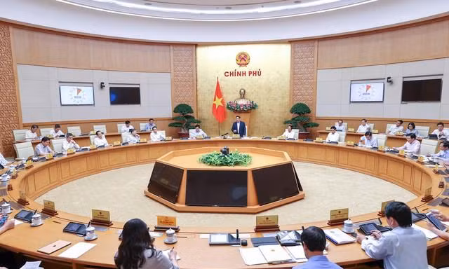 Đề cao trách nhiệm cá nhân và nêu gương của thành viên Chính phủ