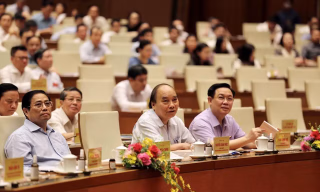 Quán triệt Nghị quyết Trung ương 5 về đất đai, 'tam nông', xây dựng tổ chức cơ sở đảng
