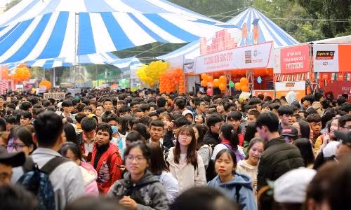 Khó nghĩ khi chọn trường? Hãy “tìm đường” từ chuỗi chương trình tư vấn tuyển sinh!