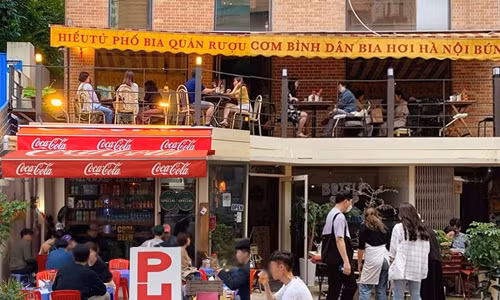 "Quán nhậu" chuẩn style Việt Nam giữa Seoul, được giới trẻ Hàn Quốc rần rần đến check-in