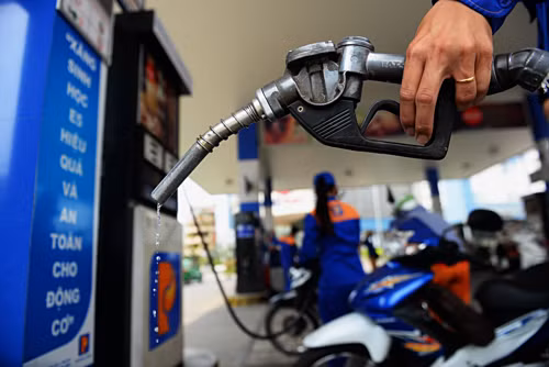 Xăng dầu tăng giá sẽ đẩy CPI tháng 4 tăng thêm 0,33%