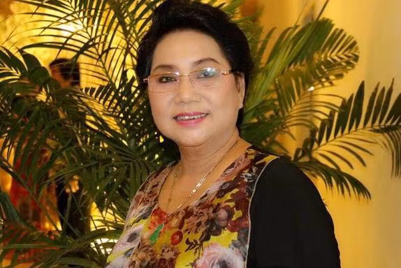Nghệ sỹ cải lương Kim Phượng từ trần khi đang điều trị COVID-19