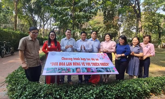 Thảo cầm viên Sài Gòn tiếp nhận nhiều loài lan rừng quí hiếm