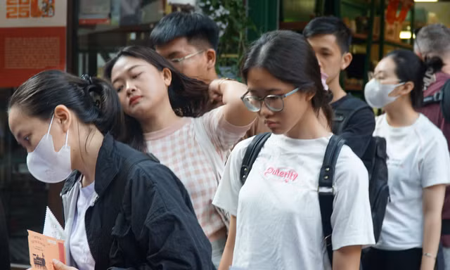 Khán giả gặp Nguyễn Nhật Ánh 