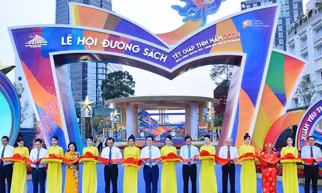 Khai mạc Lễ hội Đường sách Tết lớn nhất từ trước tới nay 