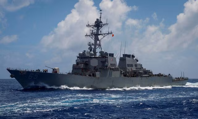 Tàu chiến Mỹ USS Benfold. (Ảnh: US Navy)