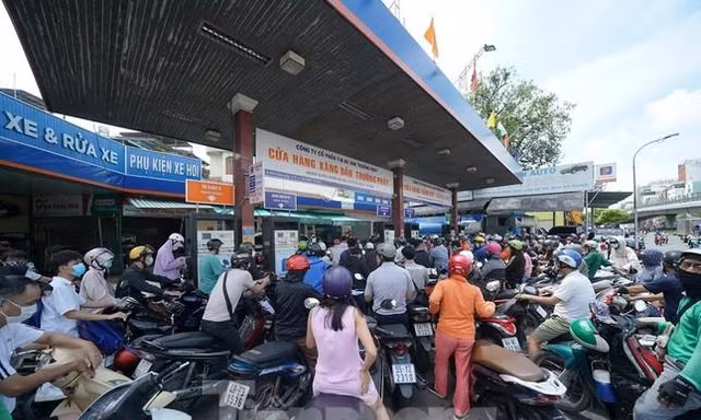 Thanh tra 17 doanh nghiệp kinh doanh, sản xuất xăng dầu