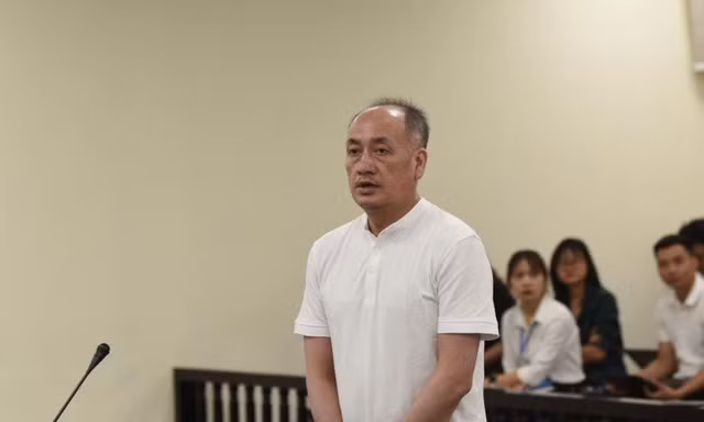 Lừa tiền 'chạy án' của Giám đốc Bệnh viện Thủ Đức, cựu cán bộ C03 lĩnh 9 năm tù