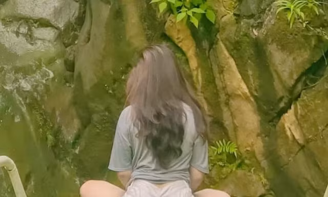 Nữ hướng dẫn viên nạn nhân trong vụ hiếp dâm.