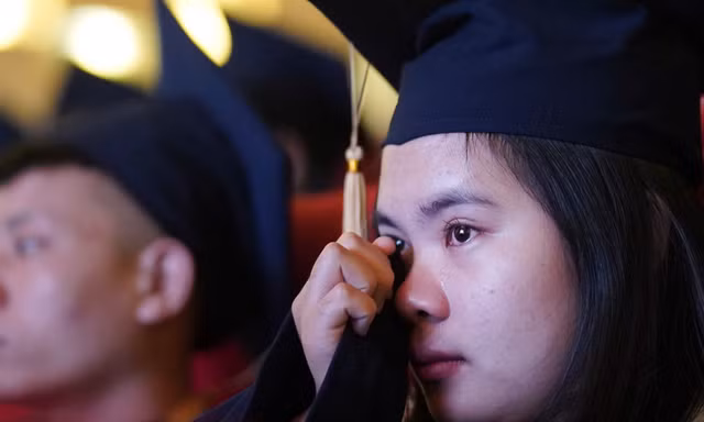 Từ đứa trẻ mắc dị tật sứt môi, hở hàm ếch, bị bỏ rơi ở chân cầu lúc còn đỏ hỏn đến thủ khoa đại học