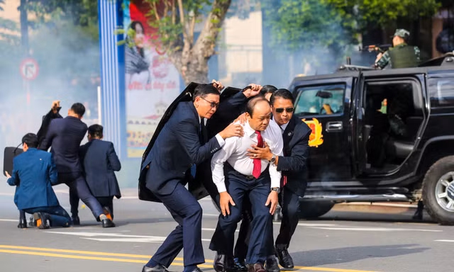 Tổng duyệt chống khủng bố, bảo vệ yếu nhân ở trung tâm TPHCM